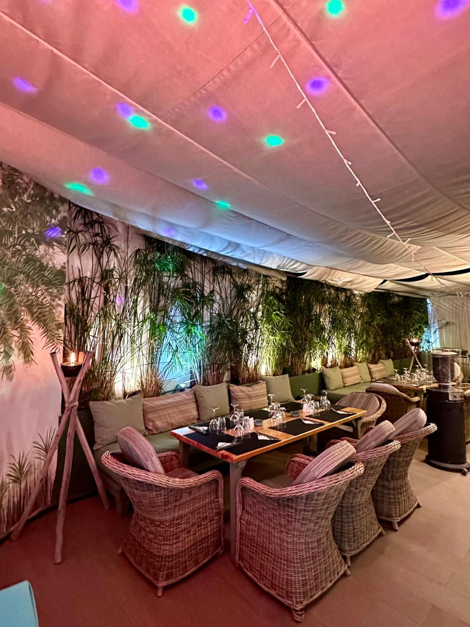 住宿加早餐酒店 Nour 3*
