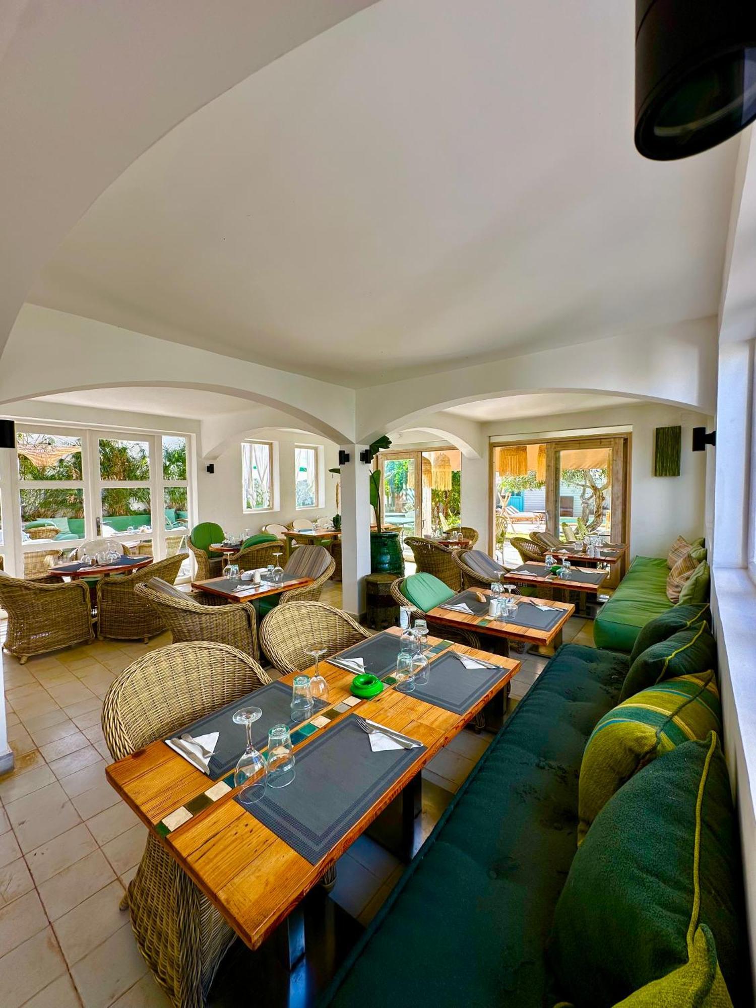 Couette-café Nour 3*
