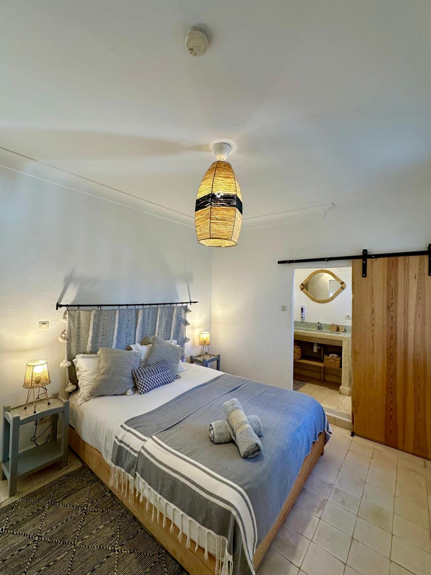Couette-café Nour 3*